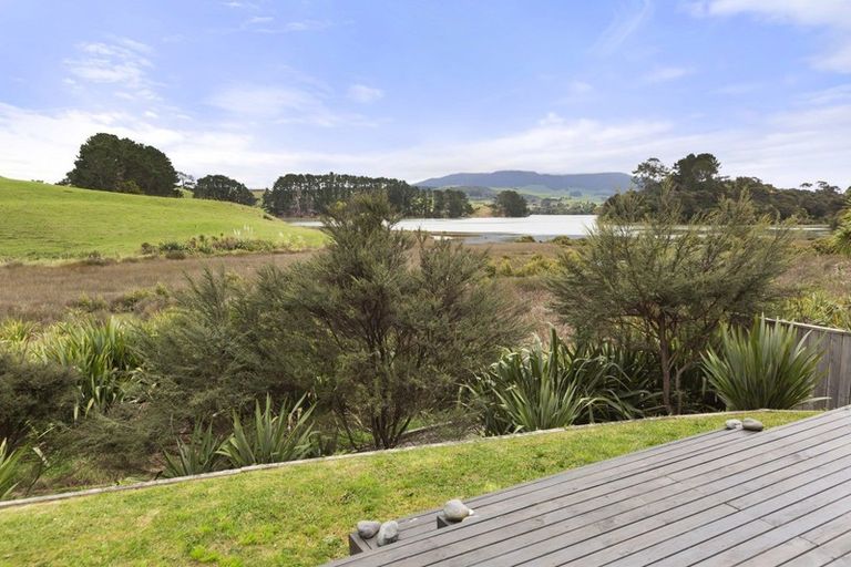 Photo of property in 19 Robertson Street, Raglan, 3225