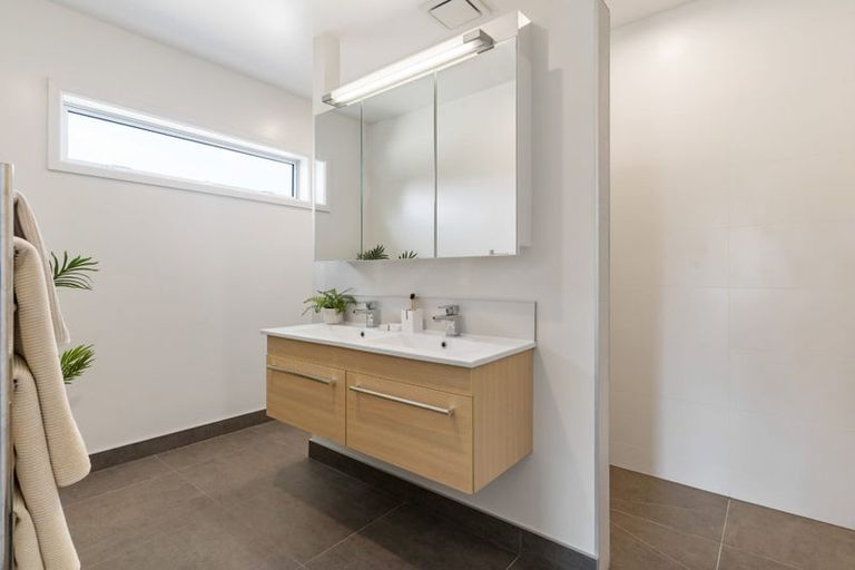 Photo of property in 1 Kennedy Park Drive, Pauanui, Hikuai, 3579