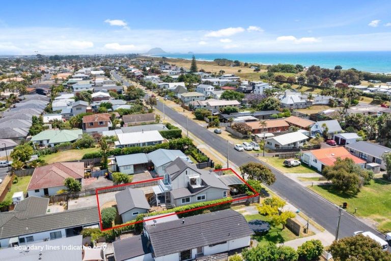 Photo of property in 31 Percy Road, Papamoa Beach, Papamoa, 3118