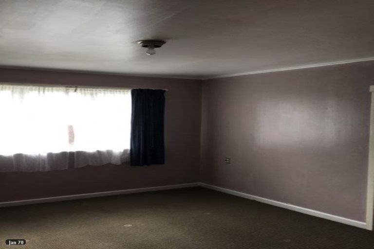 Photo of property in 16 Rathgar Road, Henderson, Auckland, 0610