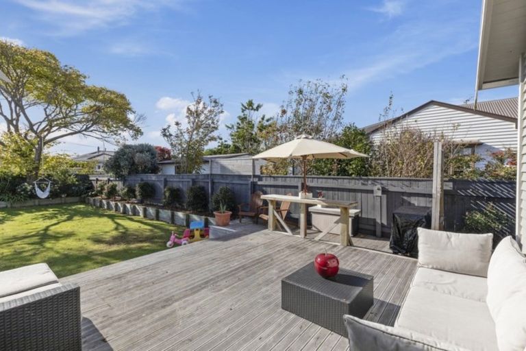 Photo of property in 13 Waikare Avenue, Waiwhetu, Lower Hutt, 5010