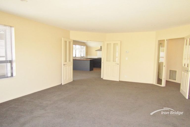 Photo of property in 3 Aotea Drive, Aotea, Porirua, 5024