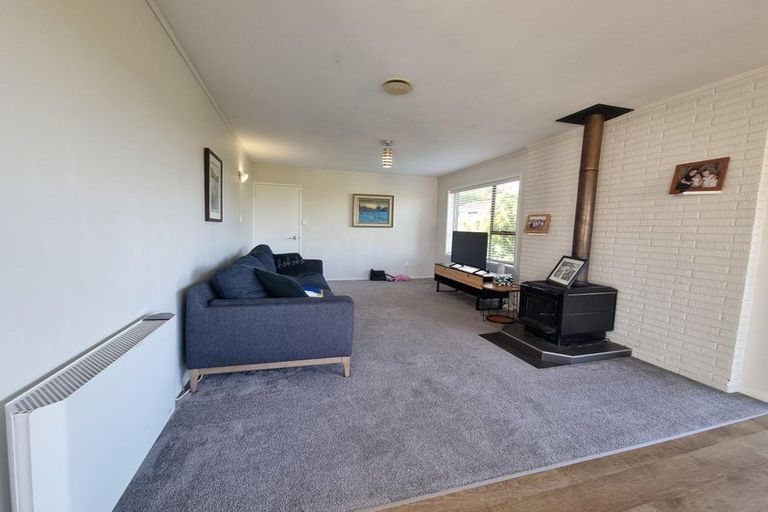 Photo of property in 2/14 Thelma Crescent, Torbay, Auckland, 0630