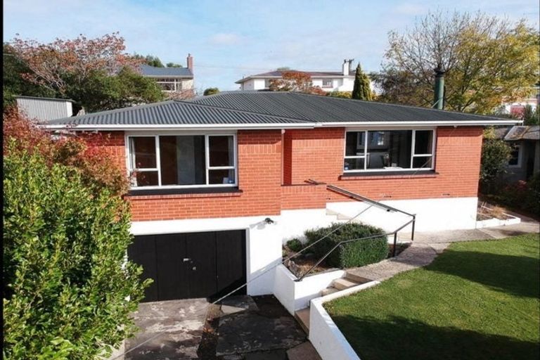 Photo of property in 23 Elwyn Crescent, Green Island, Dunedin, 9018