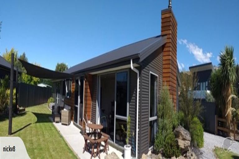 Photo of property in 5 Criffel Place, Luggate, Cromwell, 9383