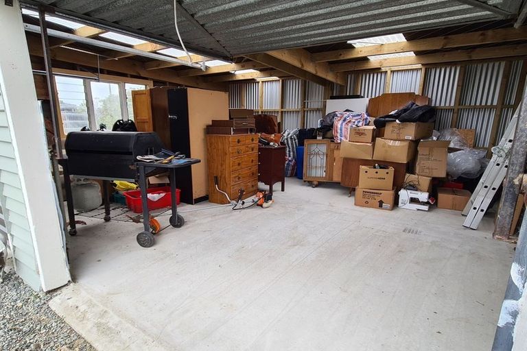 Photo of property in 22 Edward Street, Waimate, 7924