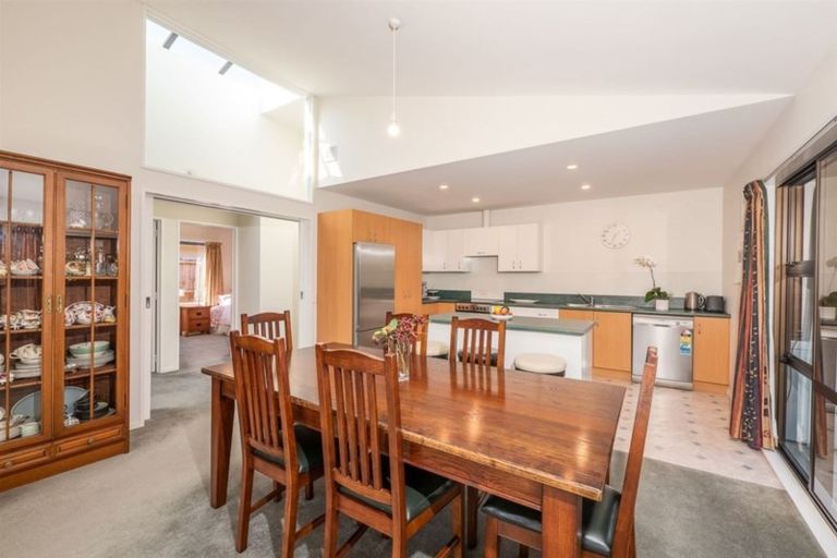 Photo of property in 32a Farquhars Road, Redwood, Christchurch, 8051