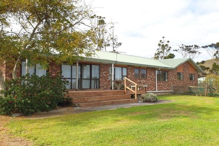 Photo of property in 2151 Kaipara Coast Highway, Makarau, Warkworth, 0984