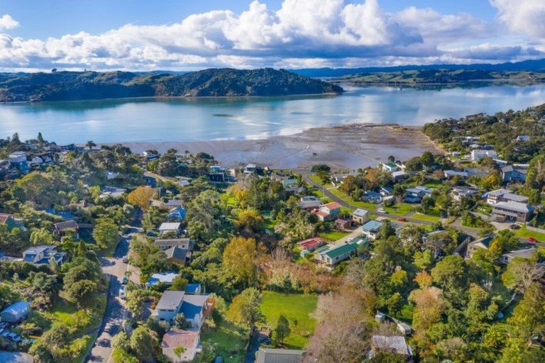 Photo of property in 30b Cambrae Road, Raglan, 3225