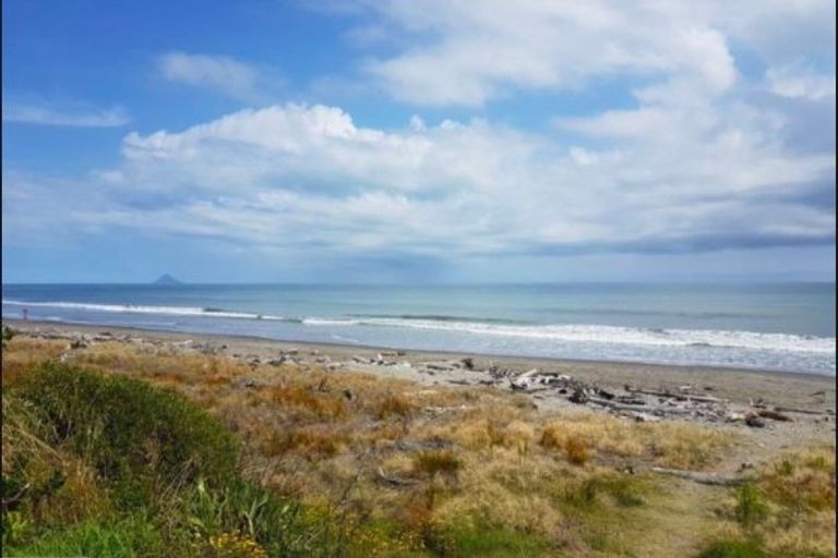 Photo of property in 28 Waiotahi Drifts Boulevard, Waiotahe, Opotiki, 3198