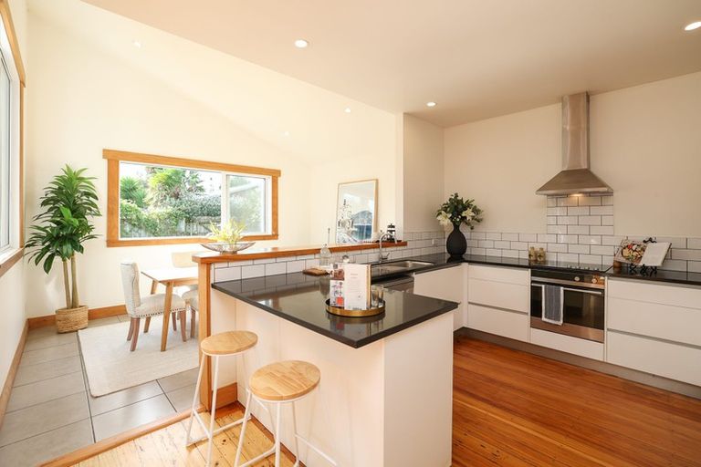 Photo of property in 37 Newton Street, Fitzroy, New Plymouth, 4312