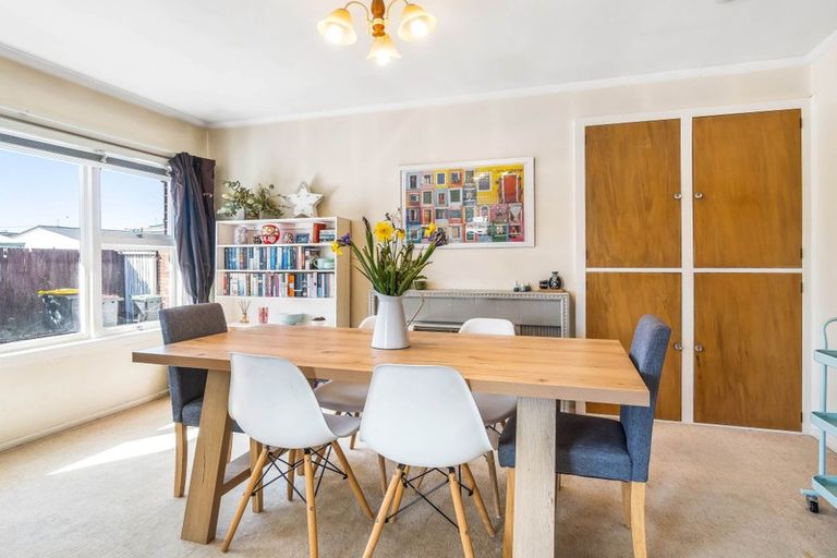 Photo of property in 62 Coopers Road, Dallington, Christchurch, 8061