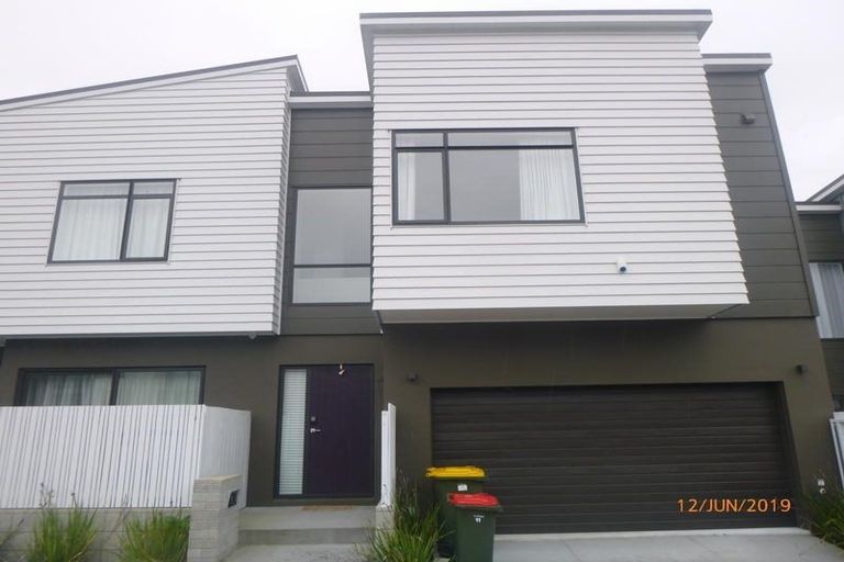 Photo of property in 11 Tuatua Road, Hobsonville, Auckland, 0616