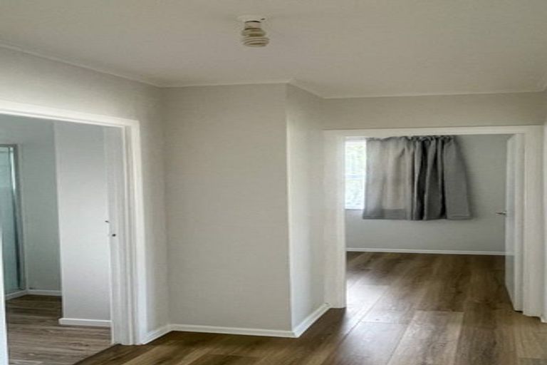 Photo of property in 23 Tomo Street, New Lynn, Auckland, 0600