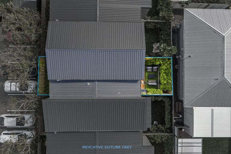 Photo of property in 5/11 Karamu Street, Te Atatu Peninsula, Auckland, 0610