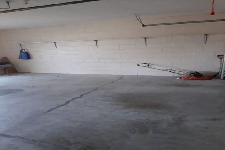 Photo of property in 85b Oxford Street, Tawa, Wellington, 5028