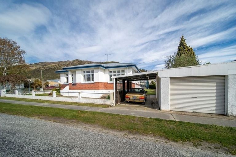 Photo of property in 17 Jedburgh Street, Roxburgh, 9500