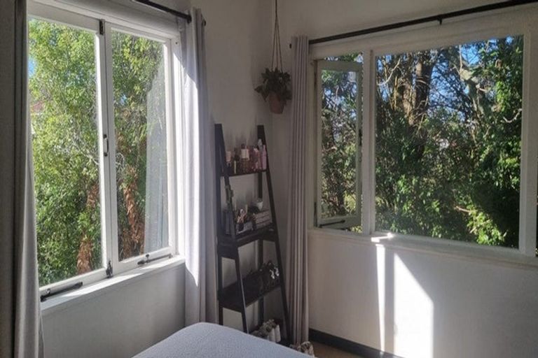 Photo of property in 13 Gardner Avenue, New Lynn, Auckland, 0600