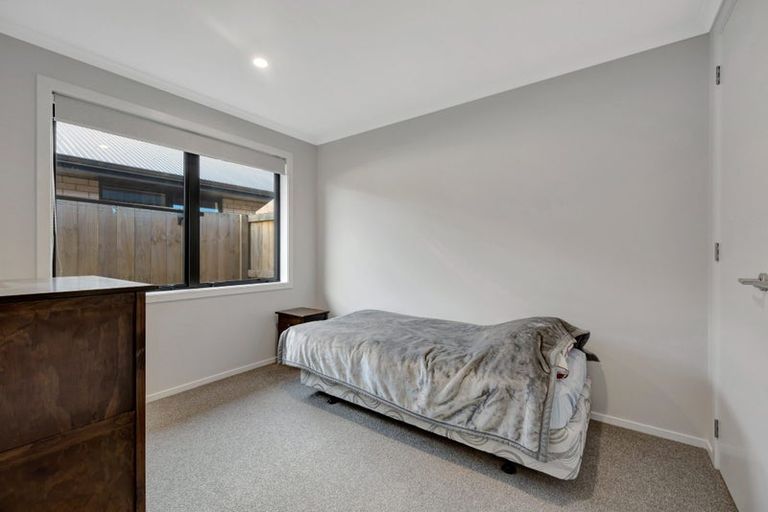 Photo of property in 2/2 Grange Avenue, Nawton, Hamilton, 3200