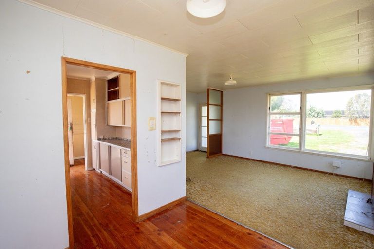 Photo of property in 17 Orchard East Road, Ngatea, 3503