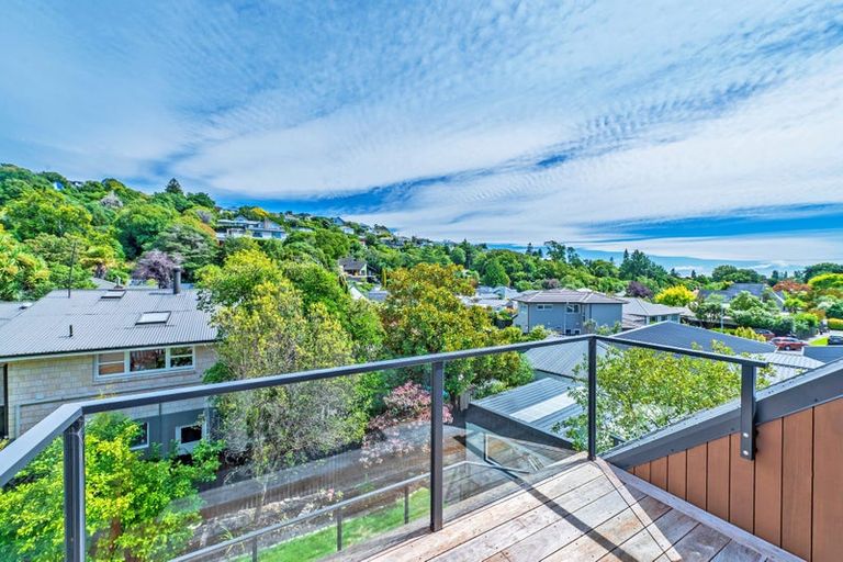 Photo of property in 19 Glamis Place, Cashmere, Christchurch, 8022