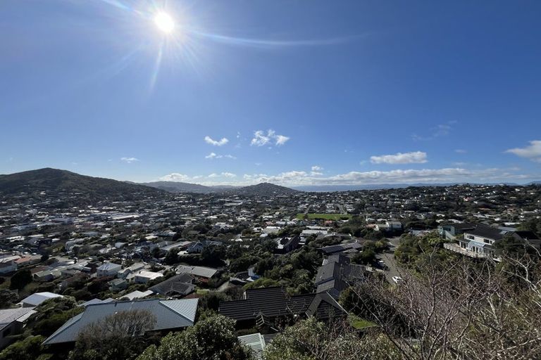 Photo of property in 8 Fillbridge Way, Karori, Wellington, 6012