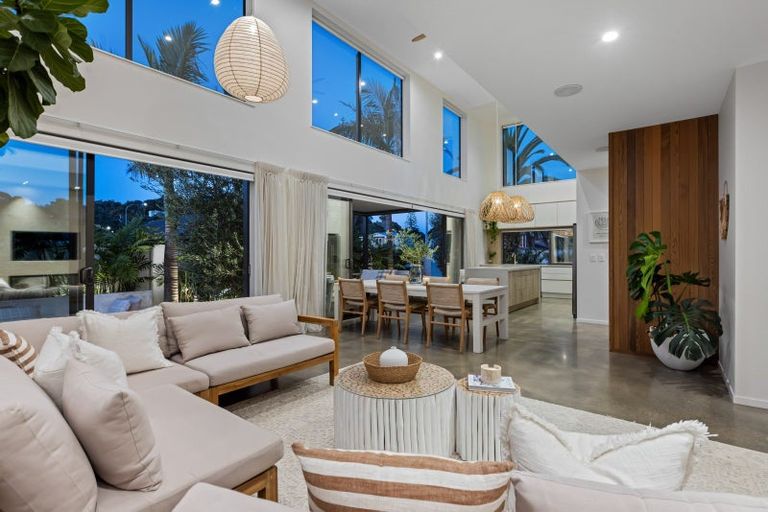 Photo of property in 476 Hibiscus Coast Highway, Orewa, 0931