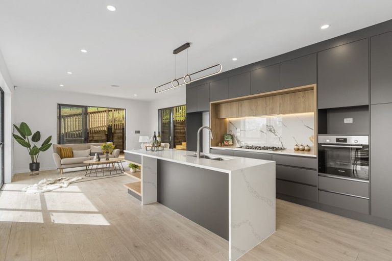 Photo of property in 52 Pukemarino Road, Waimauku, 0812