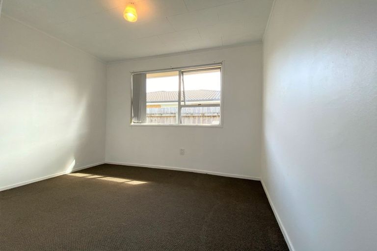 Photo of property in 59 Casuarina Road, Half Moon Bay, Auckland, 2012