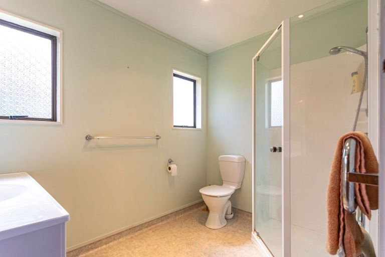 Photo of property in 226 Onemana Drive, Onemana, Whangamata, 3691