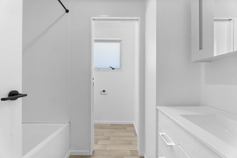 Photo of property in 110a Hinewa Road, Otumoetai, Tauranga, 3110