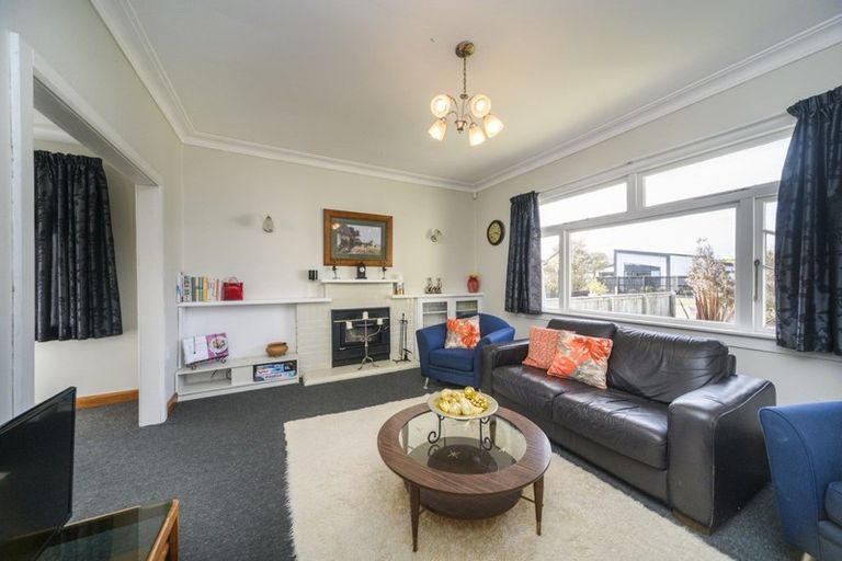 Photo of property in 8a Jensen Street, Hokowhitu, Palmerston North, 4410