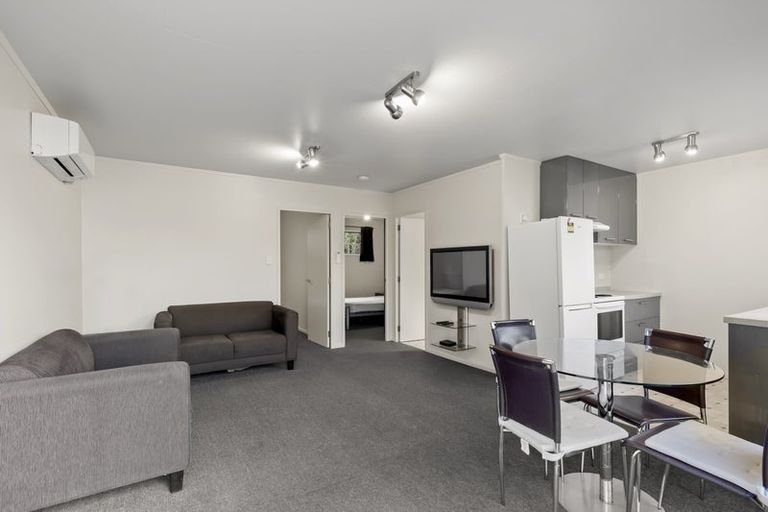 Photo of property in 10 Marina Drive, Frankton, Queenstown, 9300