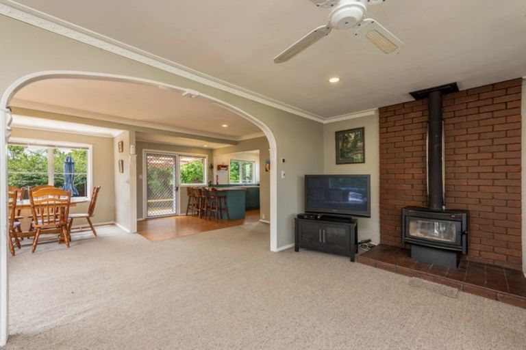 Photo of property in 31 Raumati Road, Raumati Beach, Paraparaumu, 5032