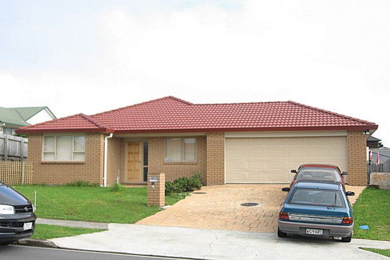 Photo of property in 21 Mt Lebanon Crescent, The Gardens, Auckland, 2105