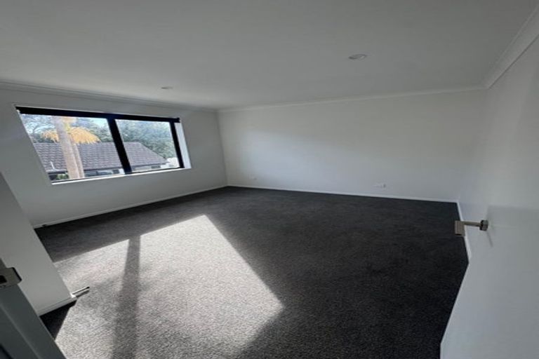 Photo of property in 6b Jern Place, Eastern Beach, Auckland, 2012