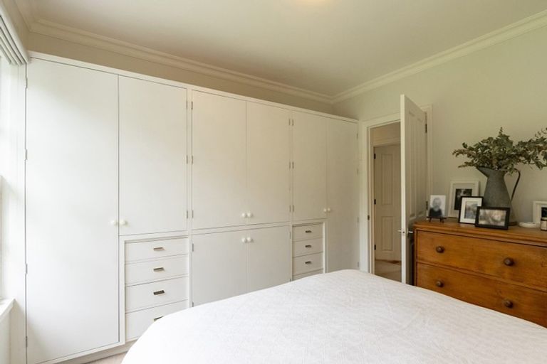 Photo of property in 2 Kohekohe Road, Waikanae, 5036