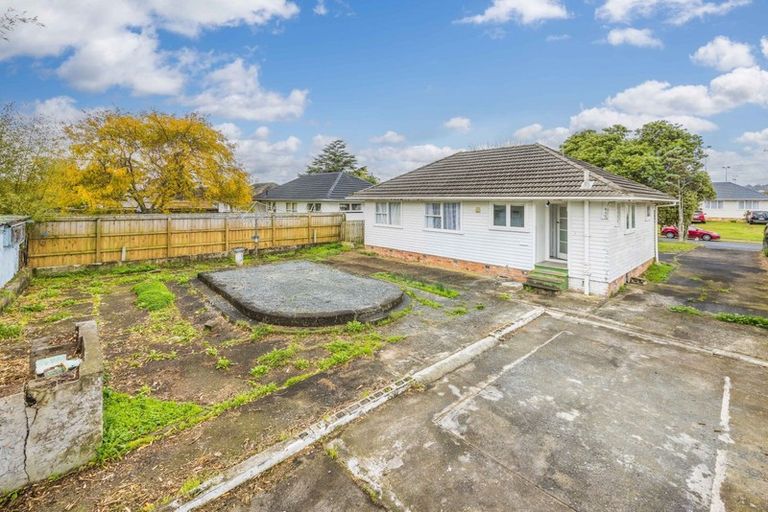 Photo of property in 17 Awatere Street, Clover Park, Auckland, 2023