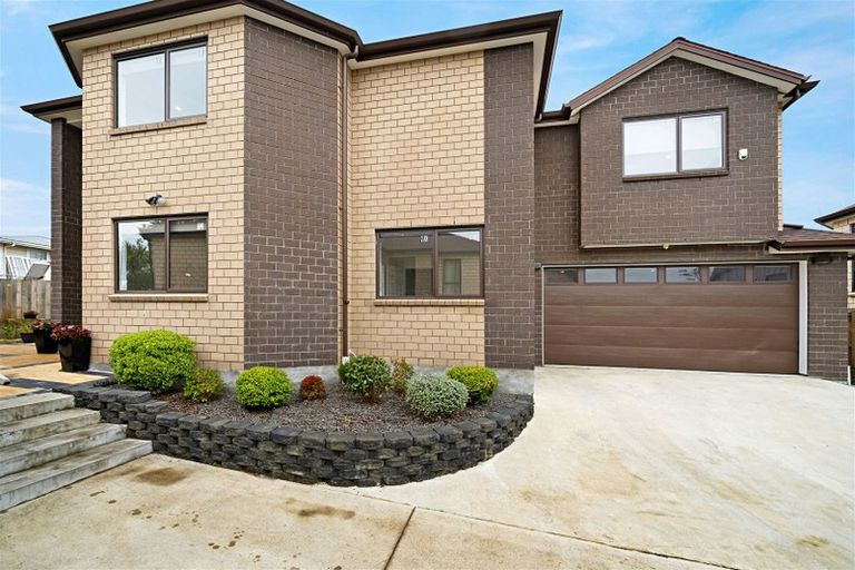 Photo of property in 74b Stamford Park Road, Mount Roskill, Auckland, 1041