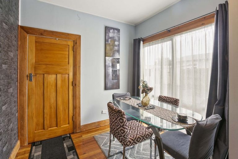 Photo of property in 58 Record Street, Fitzroy, New Plymouth, 4312