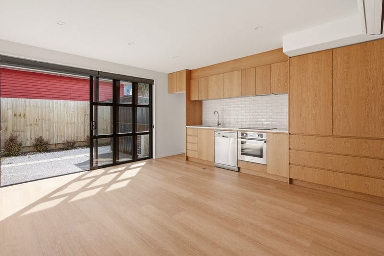 Photo of property in 3/13 Moa Place, Christchurch Central, Christchurch, 8013