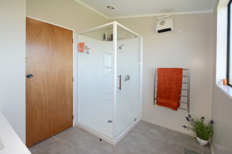 Photo of property in 326 Highcliff Road, Highcliff, Dunedin, 9013