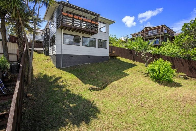 Photo of property in 2/38 Birkdale Road, Birkdale, Auckland, 0626