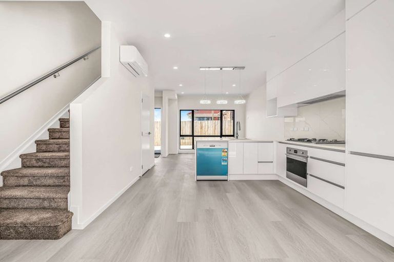 Photo of property in 7c Kingfisher Place, Favona, Auckland, 2024