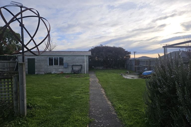 Photo of property in 135 Bower Avenue, New Brighton, Christchurch, 8083