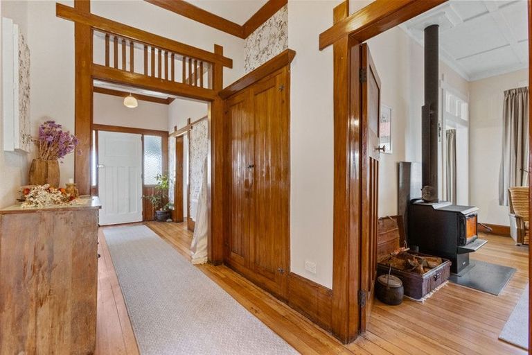 Photo of property in 8 Garden Street, Lumsden, 9730