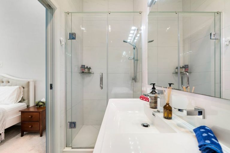 Photo of property in 189a Edmonton Road, Te Atatu South, Auckland, 0610