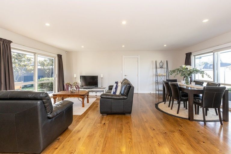 Photo of property in 11 Drake Crescent, Awatoto, Napier, 4110