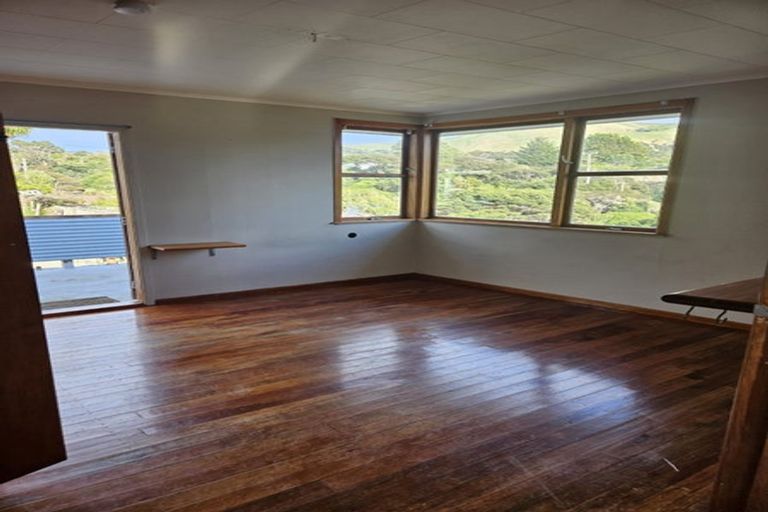Photo of property in 6 Takutai Road, Pukerua Bay, 5026
