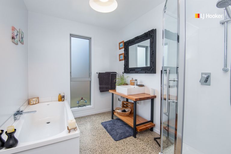 Photo of property in 49b Marshall Street, Bradford, Dunedin, 9011